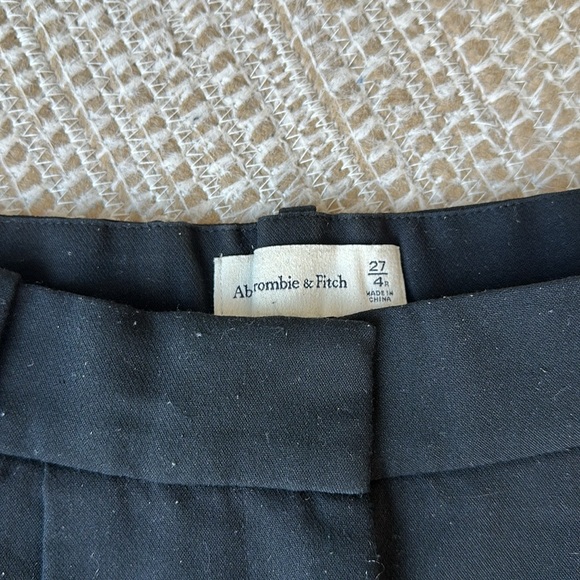 ABERCROMBIE BLACK TROUSERS SIZE 27 4R - Picture 2 of 2